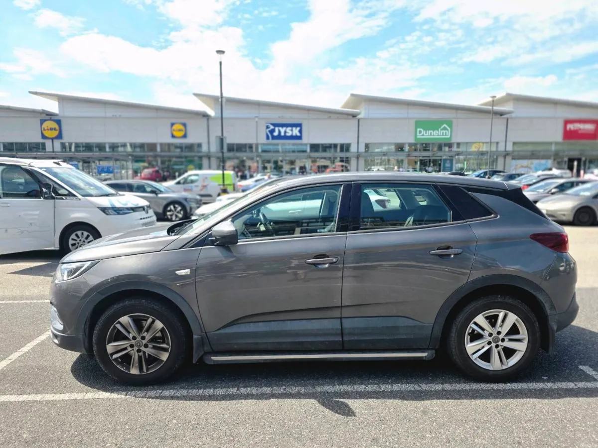 Opel Grandland X 2018 petrol - Image 4