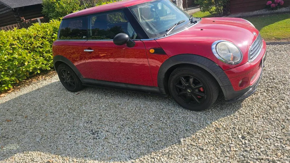 Mini - Image 1