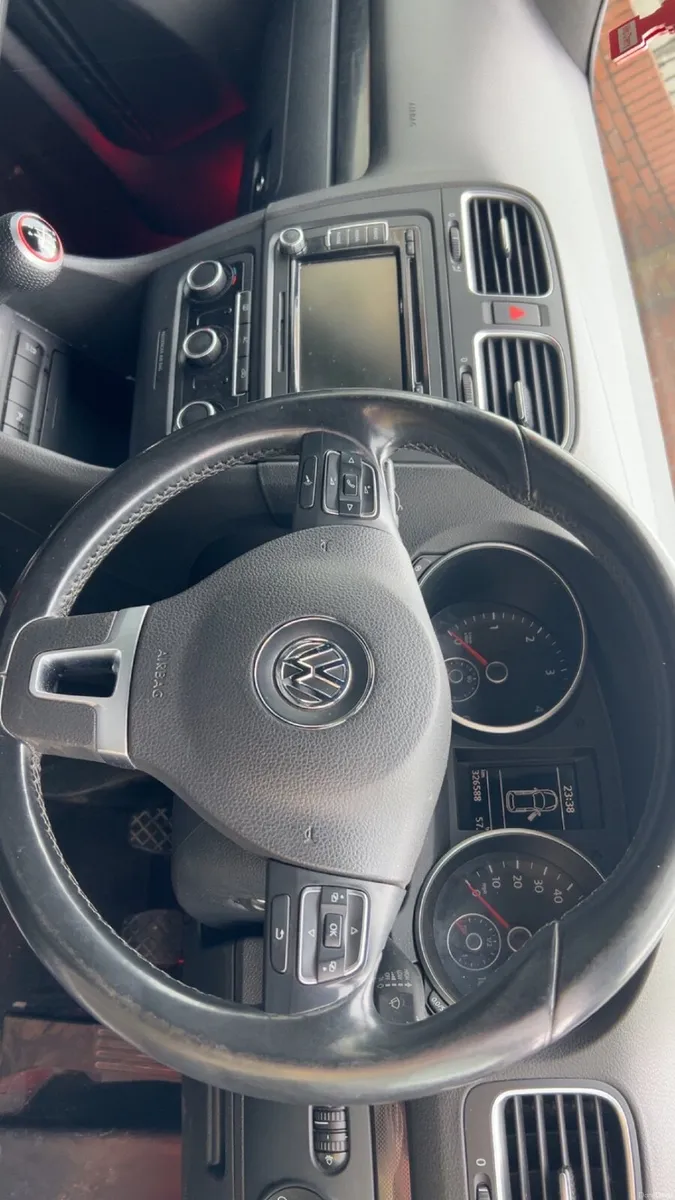 Volkswagen Golf 2012 - Image 6