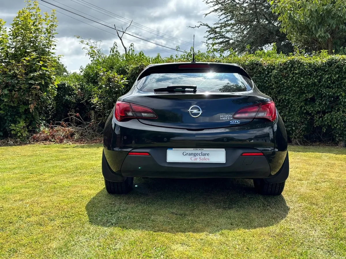 '14 Opel Astra SRi 1.7CDTi 3DR - Image 4