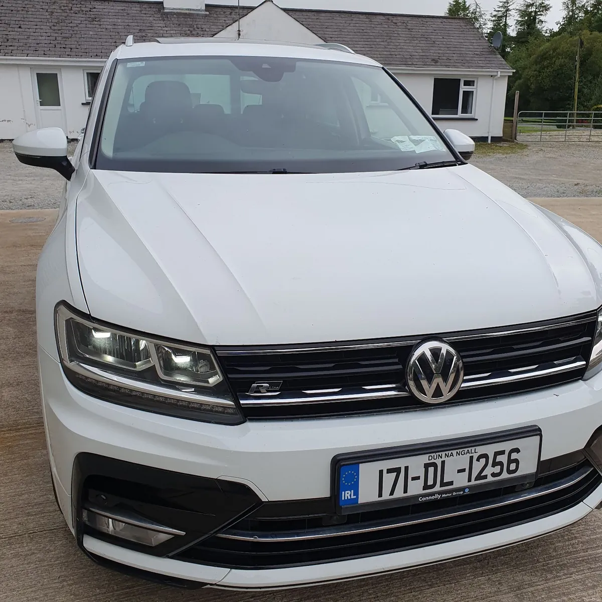 Volkswagen Tiguan R line - Image 3