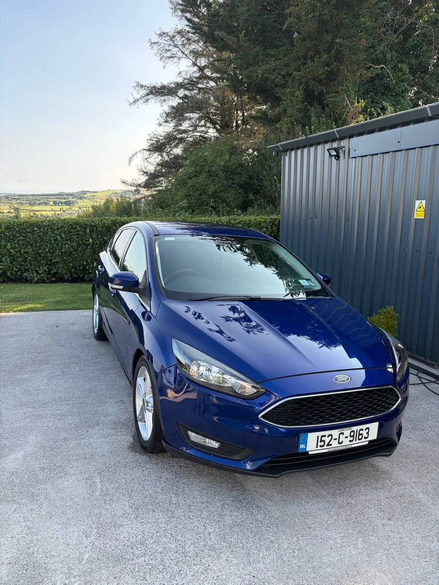 152 Ford Focus 1.0 Petrol Zetec - Image 2