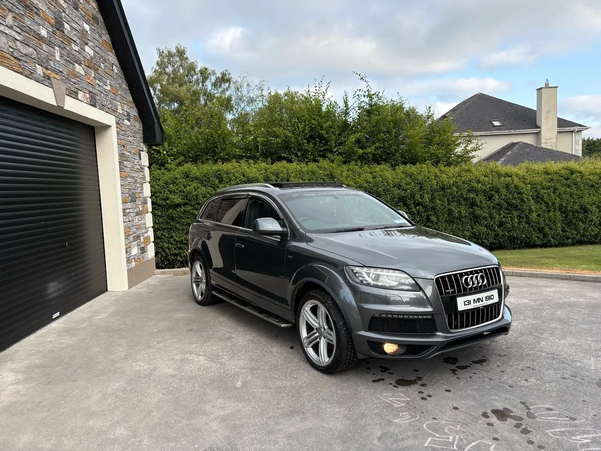 Audi Q7 - Image 1