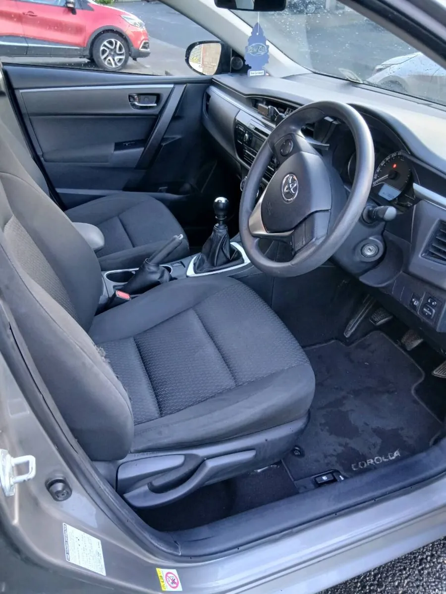 Toyota Corolla 2016 - Image 5