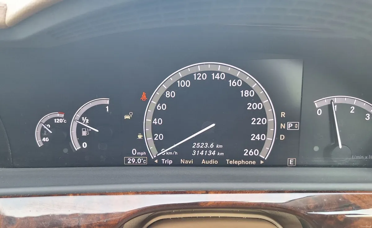 Mercedes-Benz S-Class 2011 - Image 4