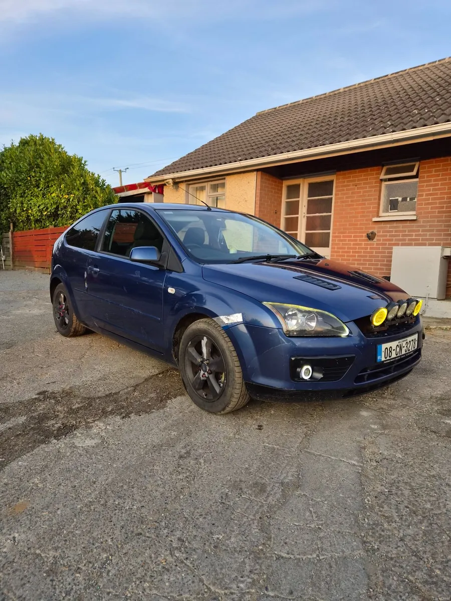 Ford Focus 2008 - Image 2