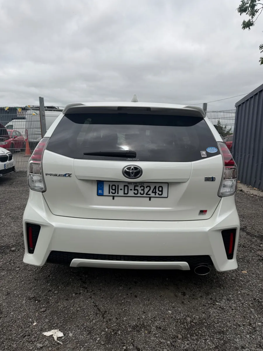 Toyota Prius GR Hybrid Automatic - Image 3