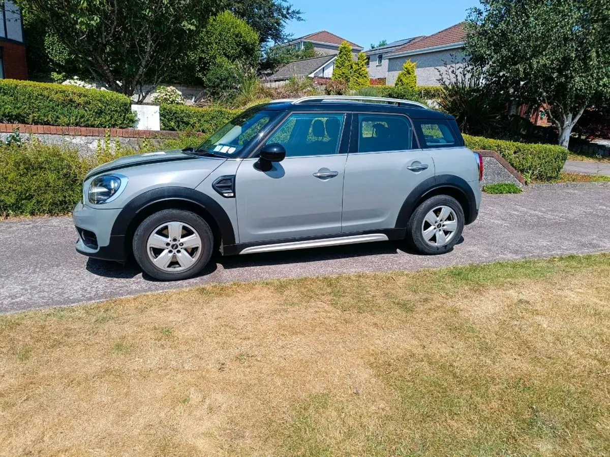 2017 Mini Cooper Countryman 2.0 Diesel - Image 2