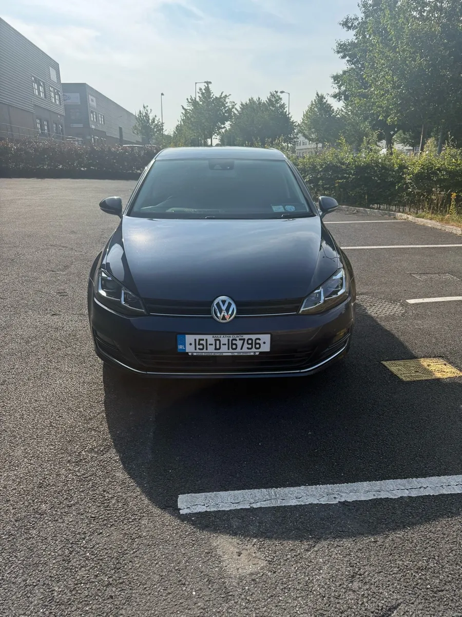 Volkswagen golf - Image 2
