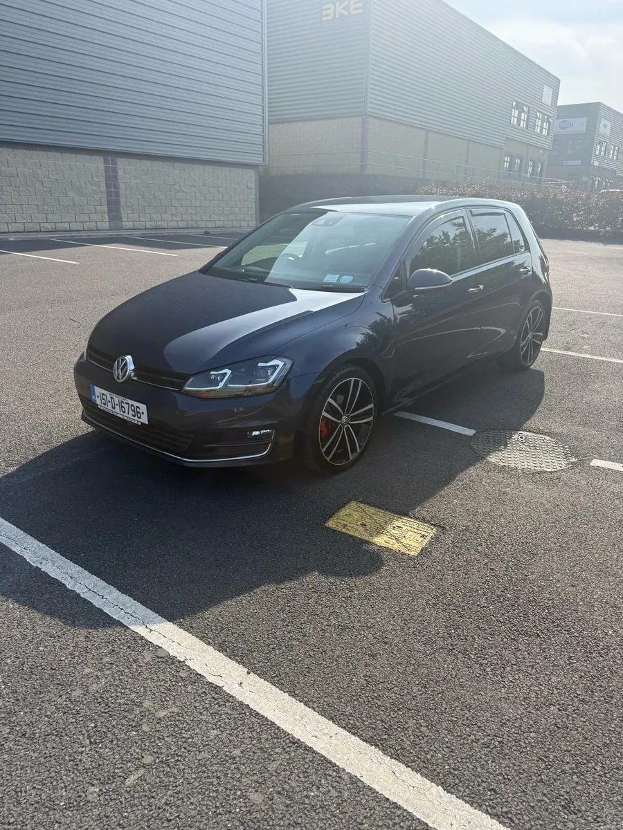 Volkswagen golf - Image 3