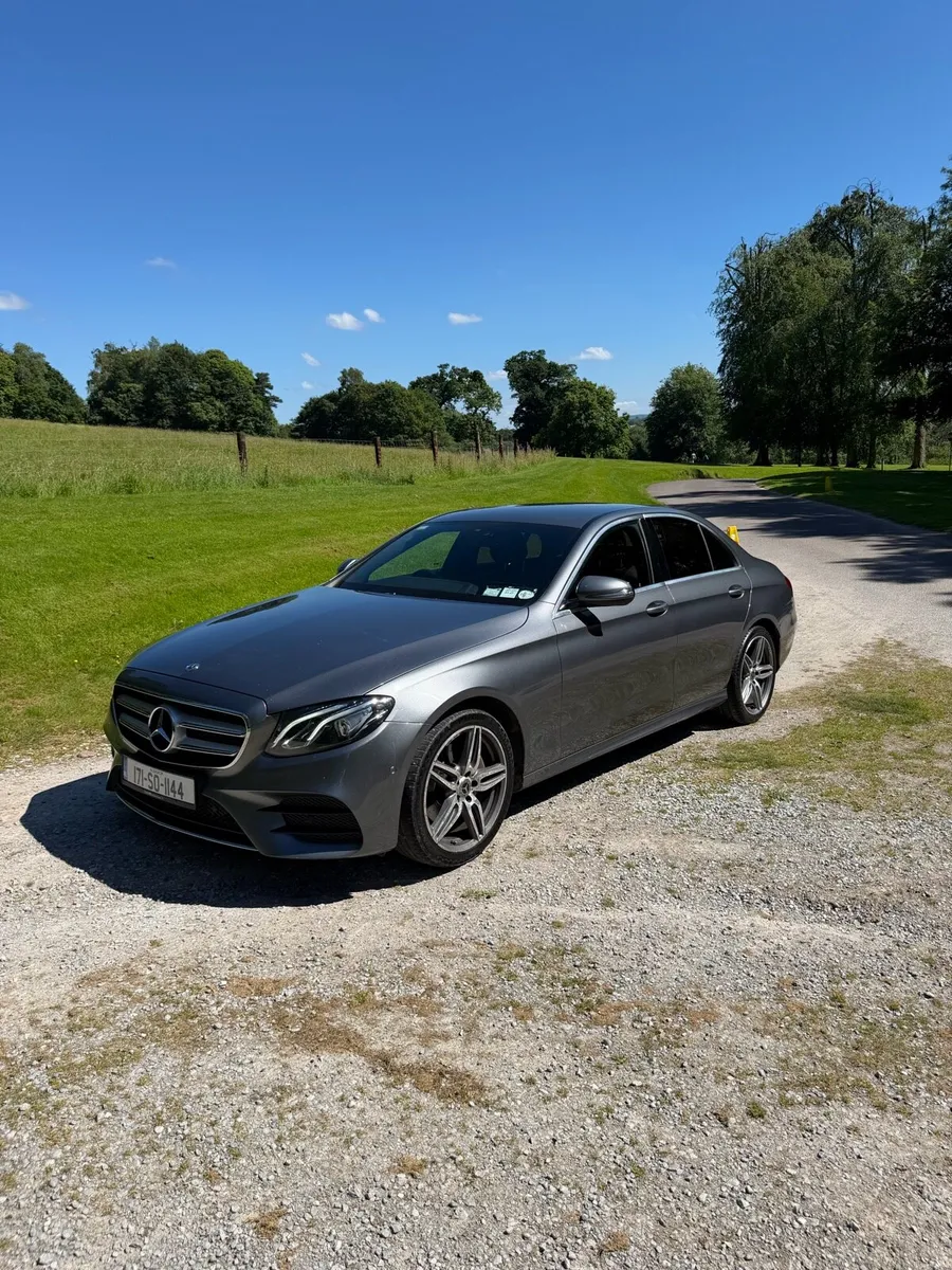 Mercedes-Benz E220  AMG LINE - Image 1