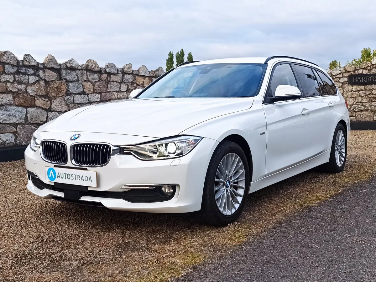 151 BMW 320d Touring Auto • Tan Leather - Image 3