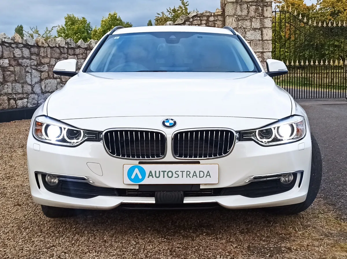 151 BMW 320d Touring Auto • Tan Leather - Image 2