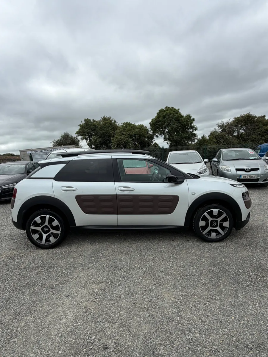 2017 Citroën C4 Cactus  | Automatic 1.2L Petrol - Image 4