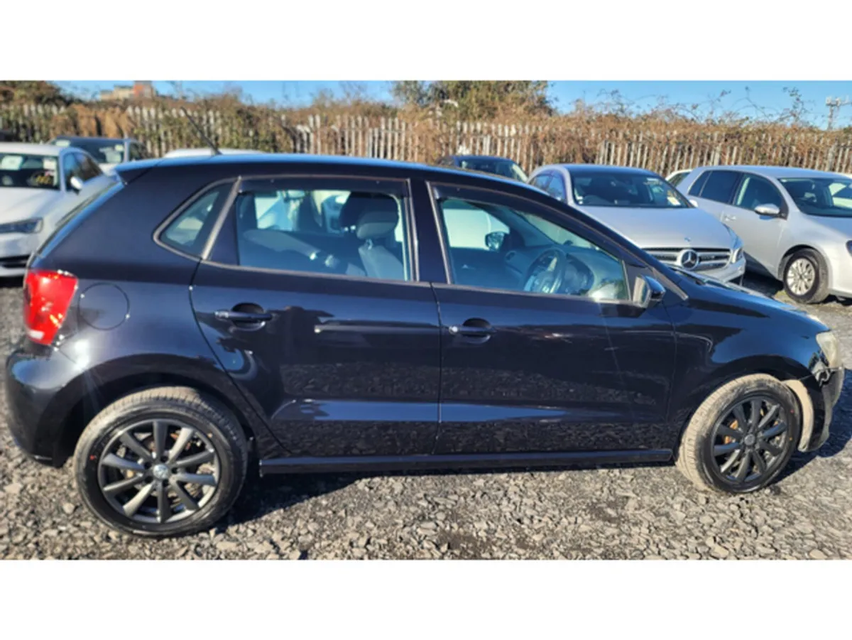 Volkswagen Polo 1.2L TSI HIGH LINE BlueMotion Petr - Image 5
