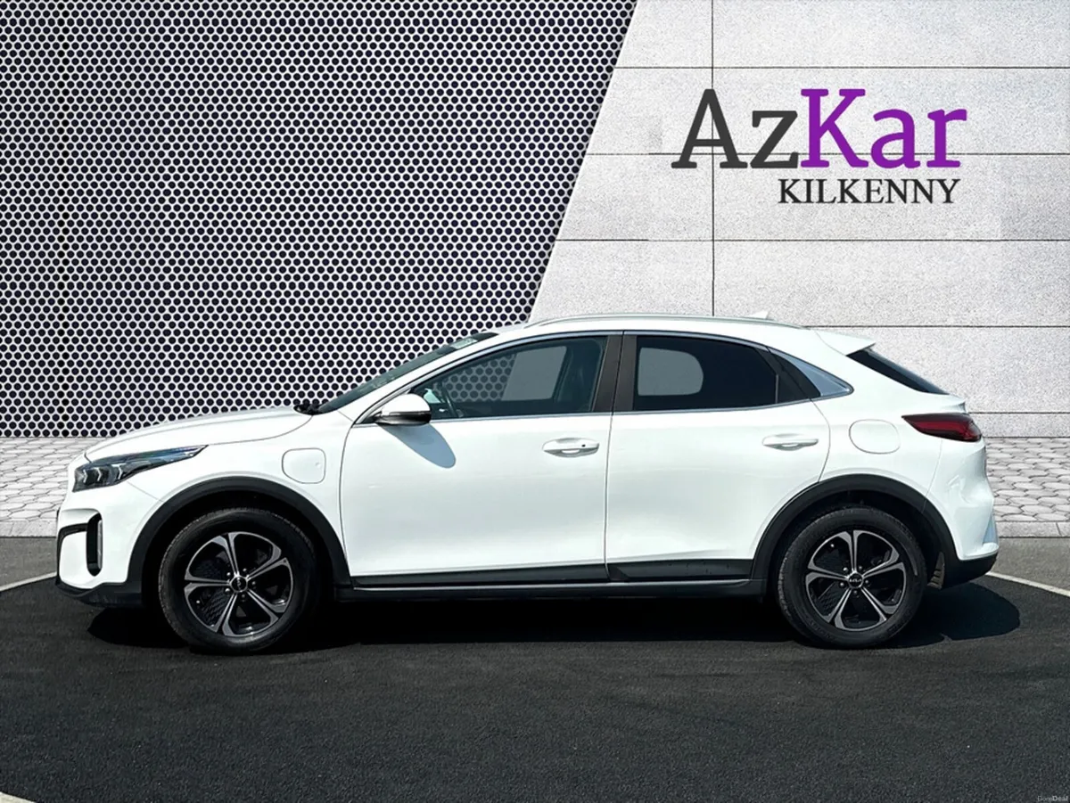 Kia XCeed 2023 1.6 PETROL PLUG IN HYBRID AUTOMATIC - Image 5