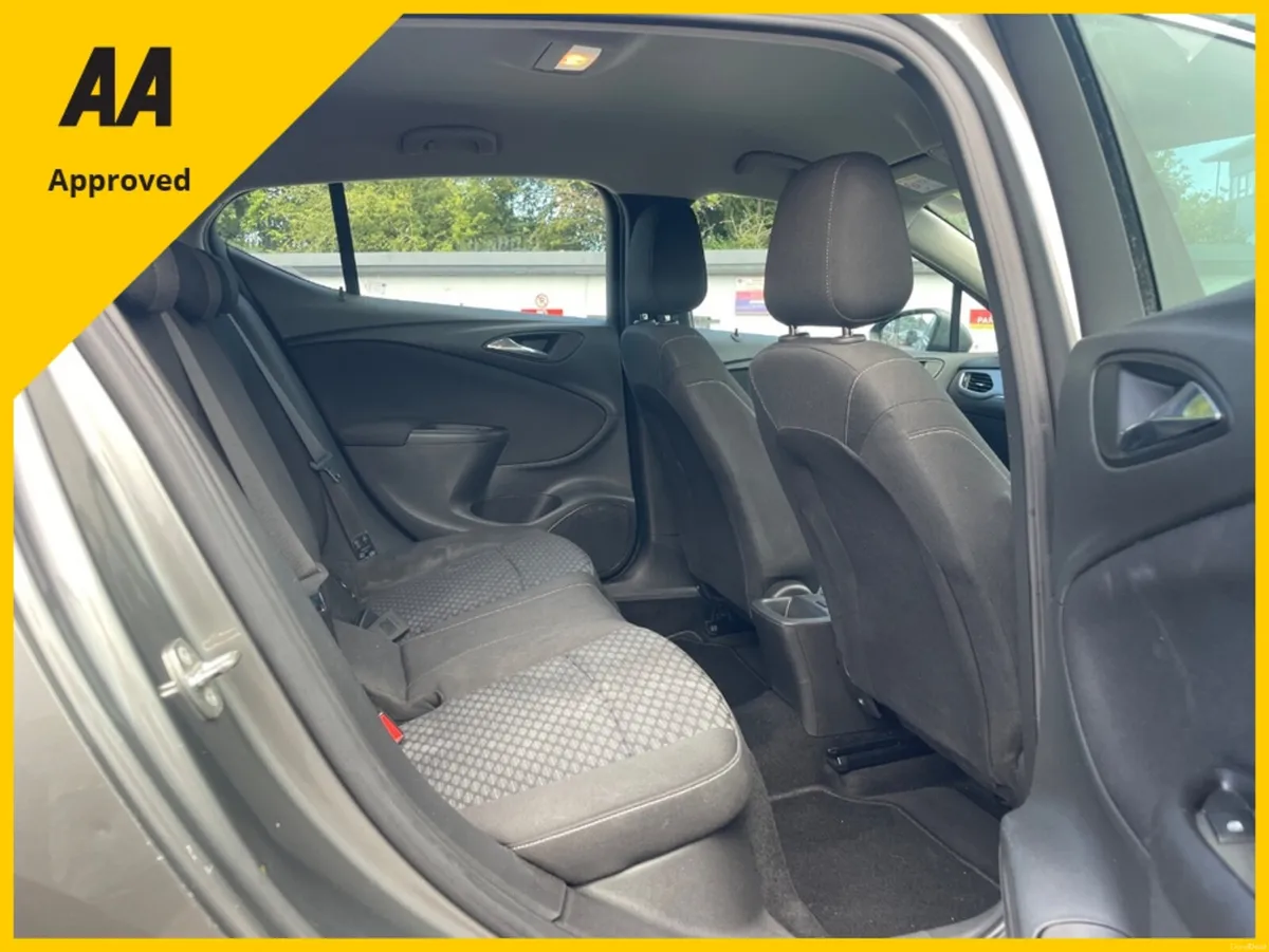 Opel Astra SC 1.6 CDTI 110PS 5DR - Image 6