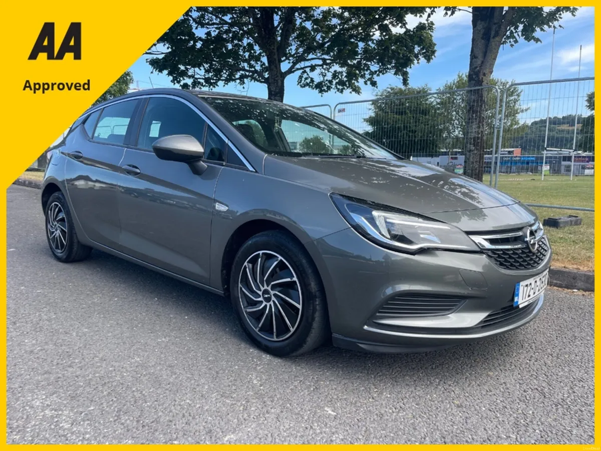 Opel Astra SC 1.6 CDTI 110PS 5DR - Image 1