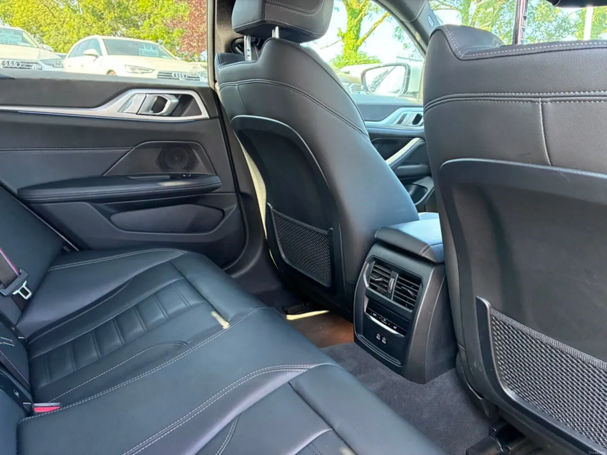 BMW i4 EDRIVE40 M SPORT 340 BHP (PRO PACK) - Image 6