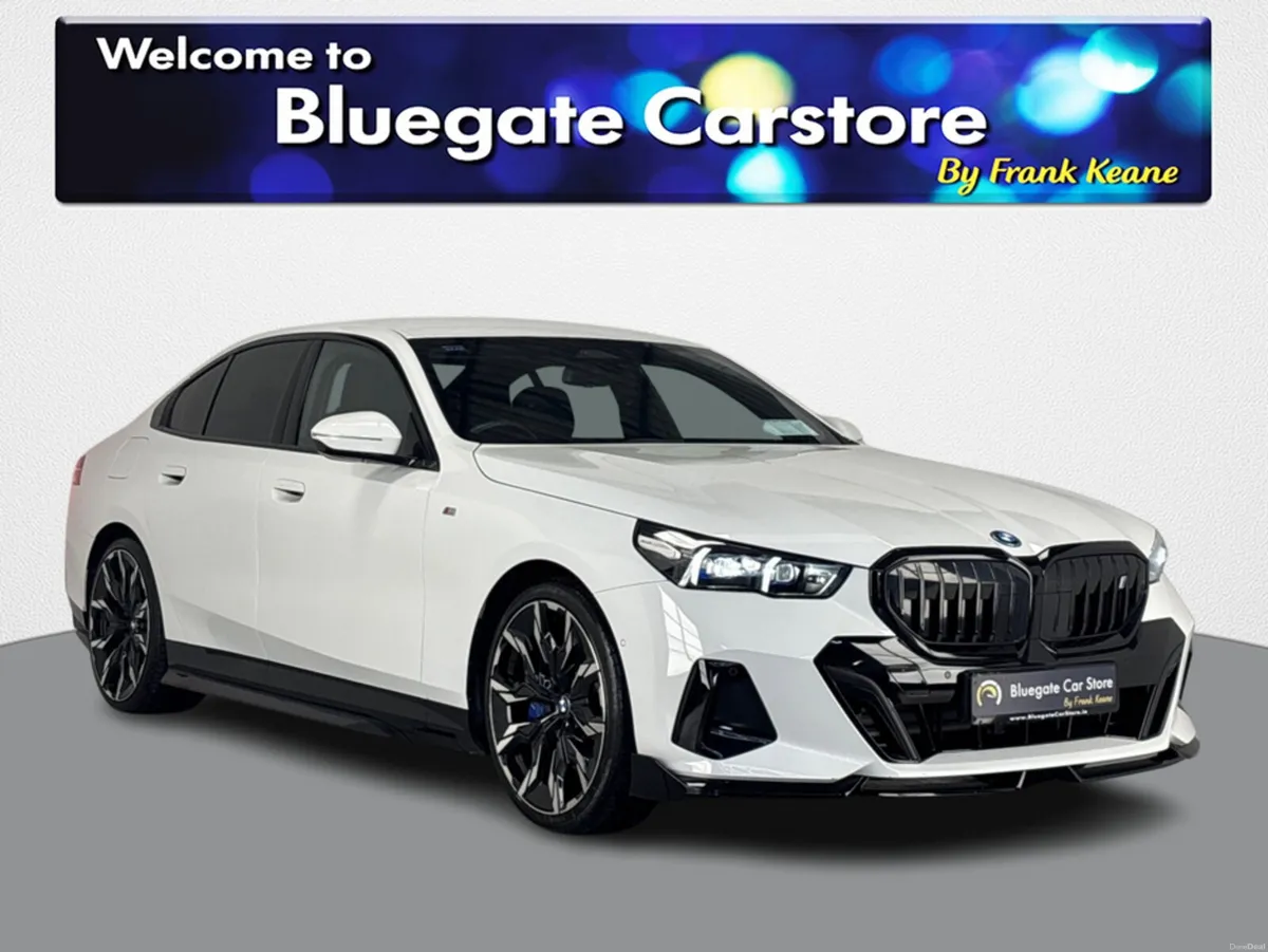 BMW i5 EDRIVE40 M SPORT **SURROUND PARKING SENSORS - Image 1