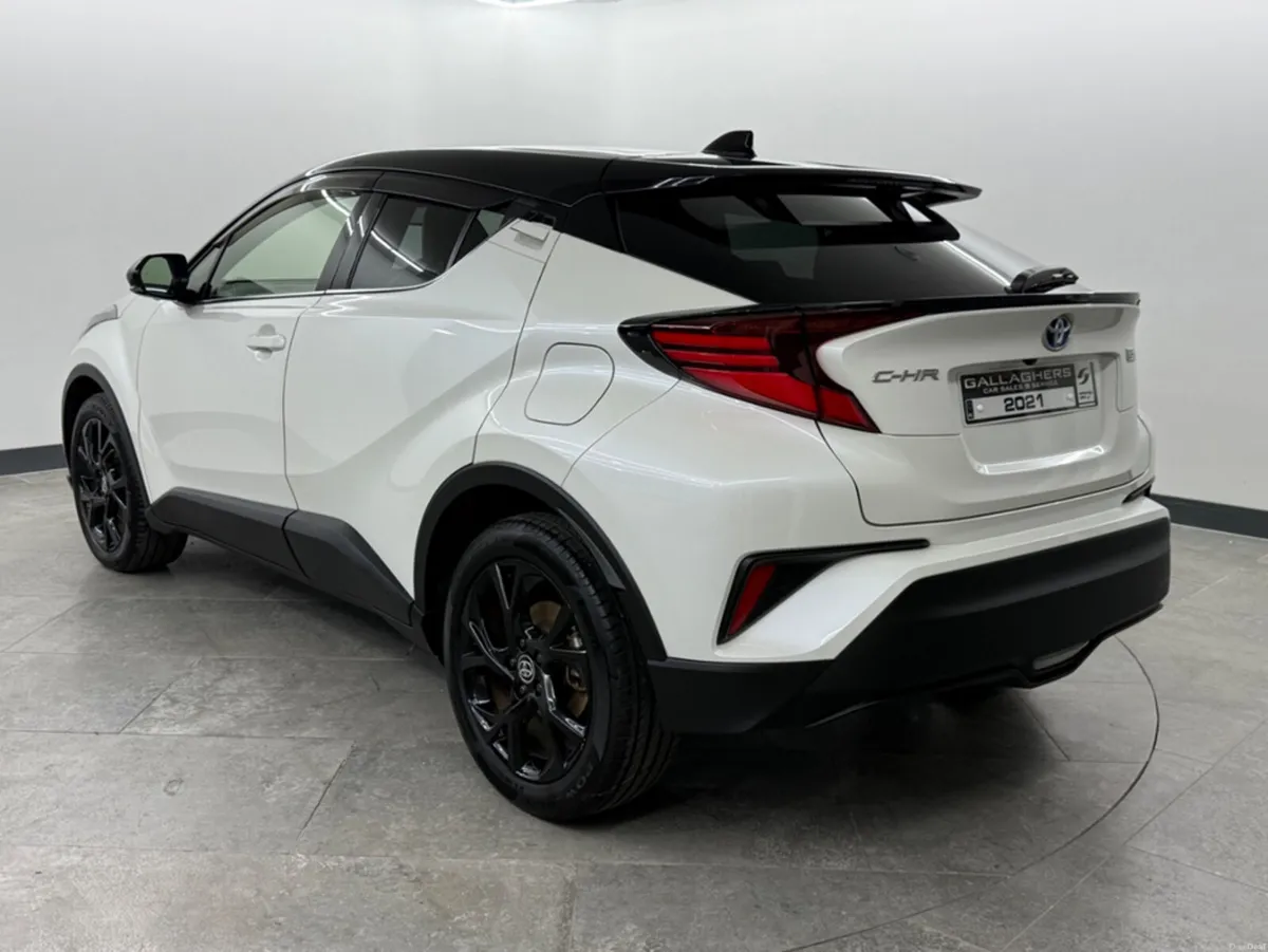 Toyota C-HR 1.8 HYBRID SPORT AUTOMATIC - Image 6