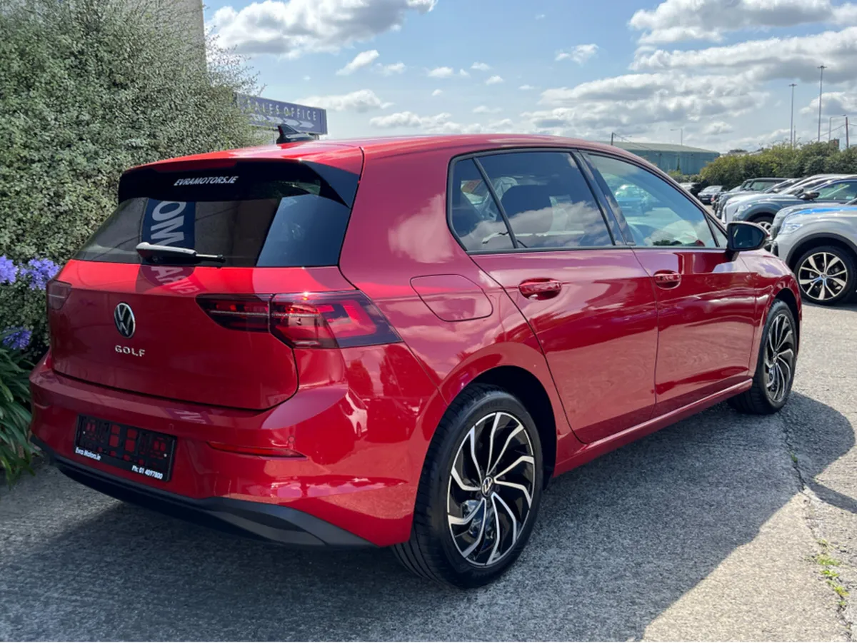 Volkswagen Golf ACTIVE ADVANCE AUTOMATIC 2.0 DIESE - Image 4