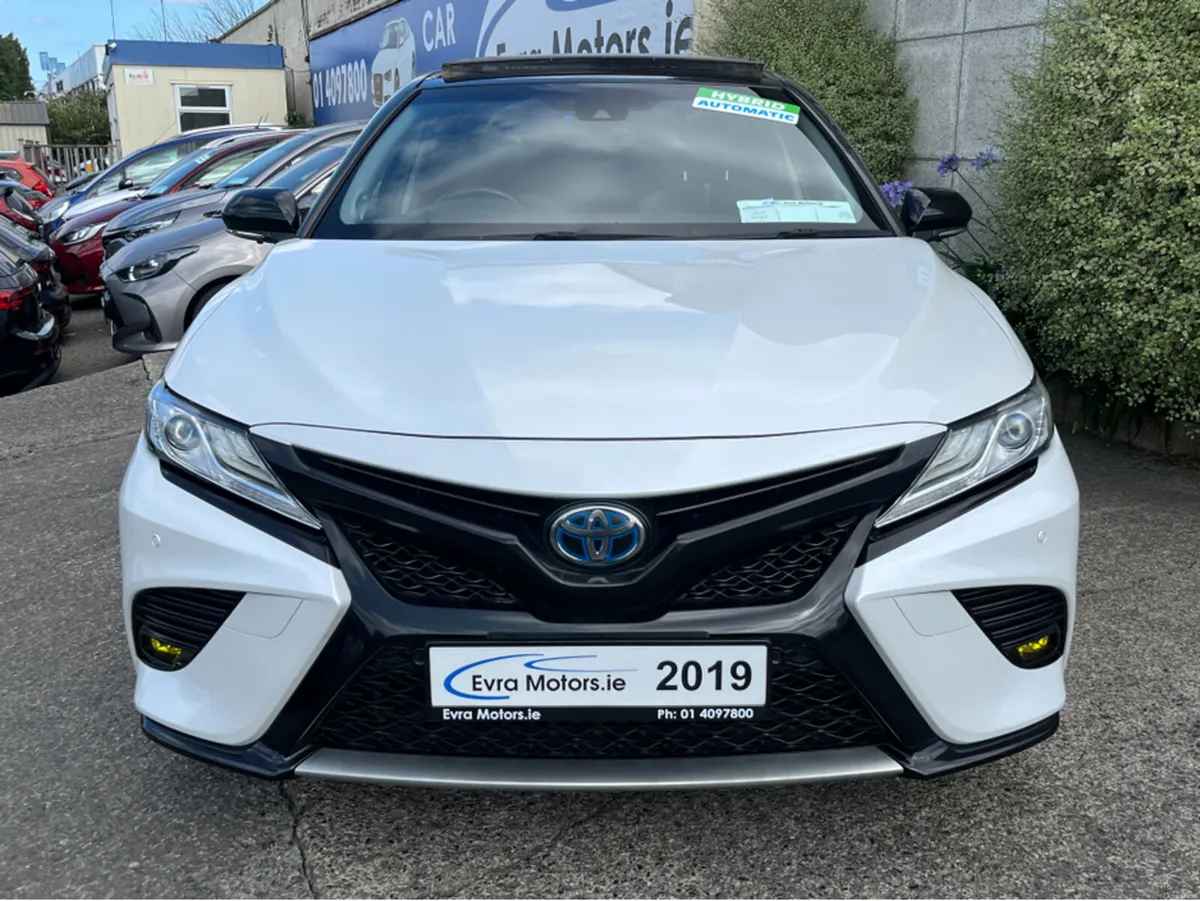 Toyota Camry WS AUTOMATIC HYBRID 2.5 PETROL //HIGH - Image 2