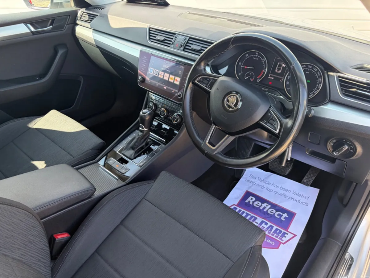 Skoda Superb AMBITION 2.0 TDI 150HP DSG 4DR AUTO - Image 2