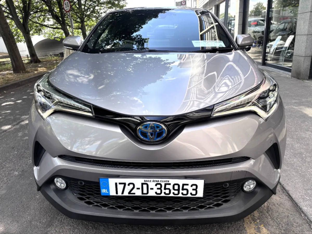 Toyota C-HR 1.8 Hybrid G Spec 5Dr - Image 3