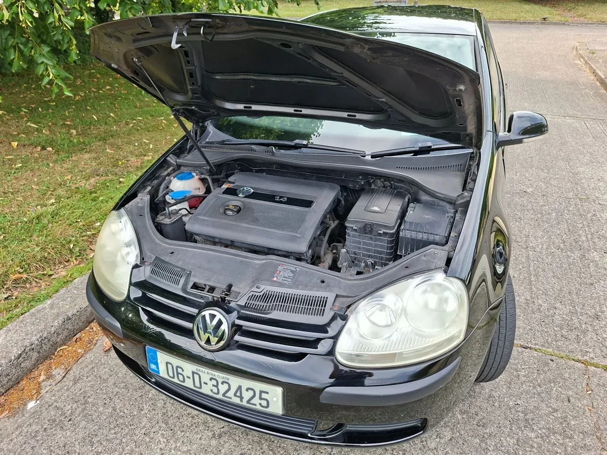 Volkswagen Golf 2006 - Image 2