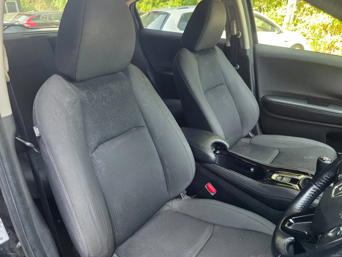 2020 Honda HR-V 1.5 I-VTEC ES // NCT TILL 01/28 - Image 4