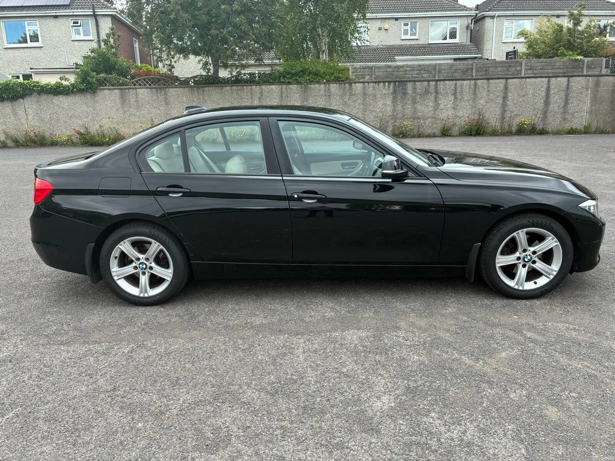BMW 3 series (low mileage) - Image 5
