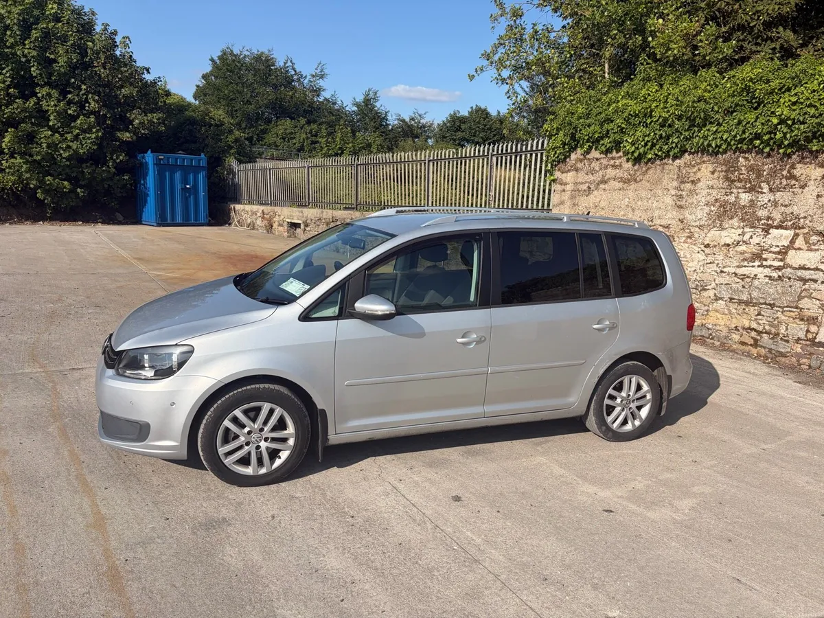 Volkswagen Touran - Image 3