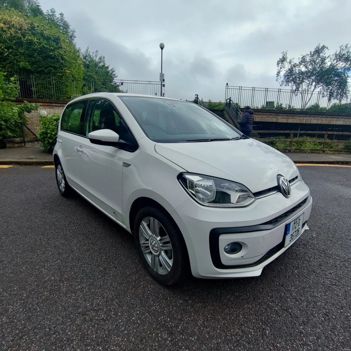 Volkswagen up! 2017 1.0 Automatic – Only 29,000km - Image 1
