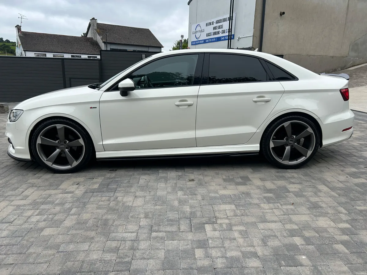 142 AUDI S LINE AUDI A3 SALOON 1.6 DISEAL 110BHP - Image 4