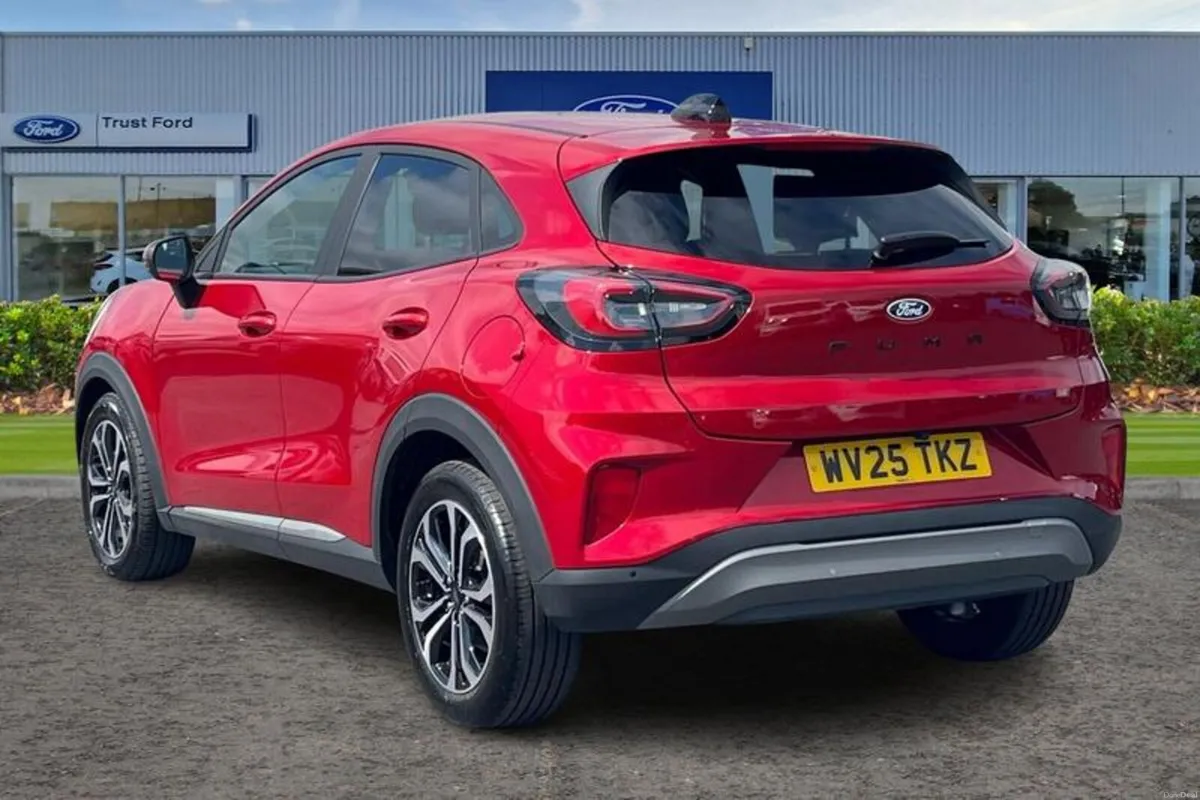Ford Puma Titanium - Image 2