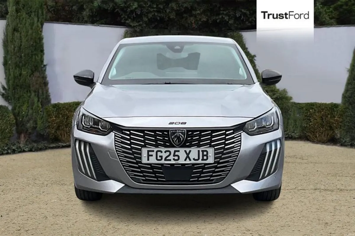 Peugeot 208 Allure - Image 6