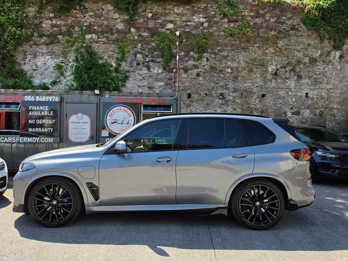 BMW X5 M-Sport 50e 2023 (232) - Image 4