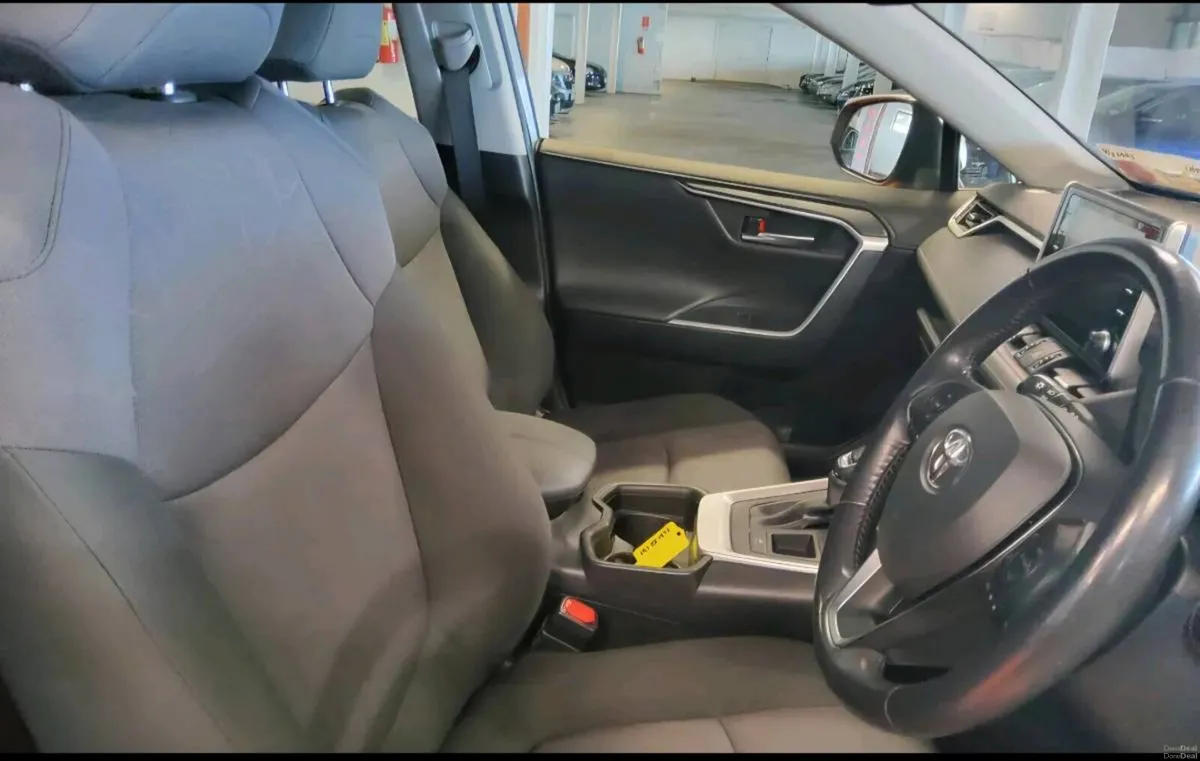 TOYOTA RAV4 HYBRID 2019. €18750 - Image 4