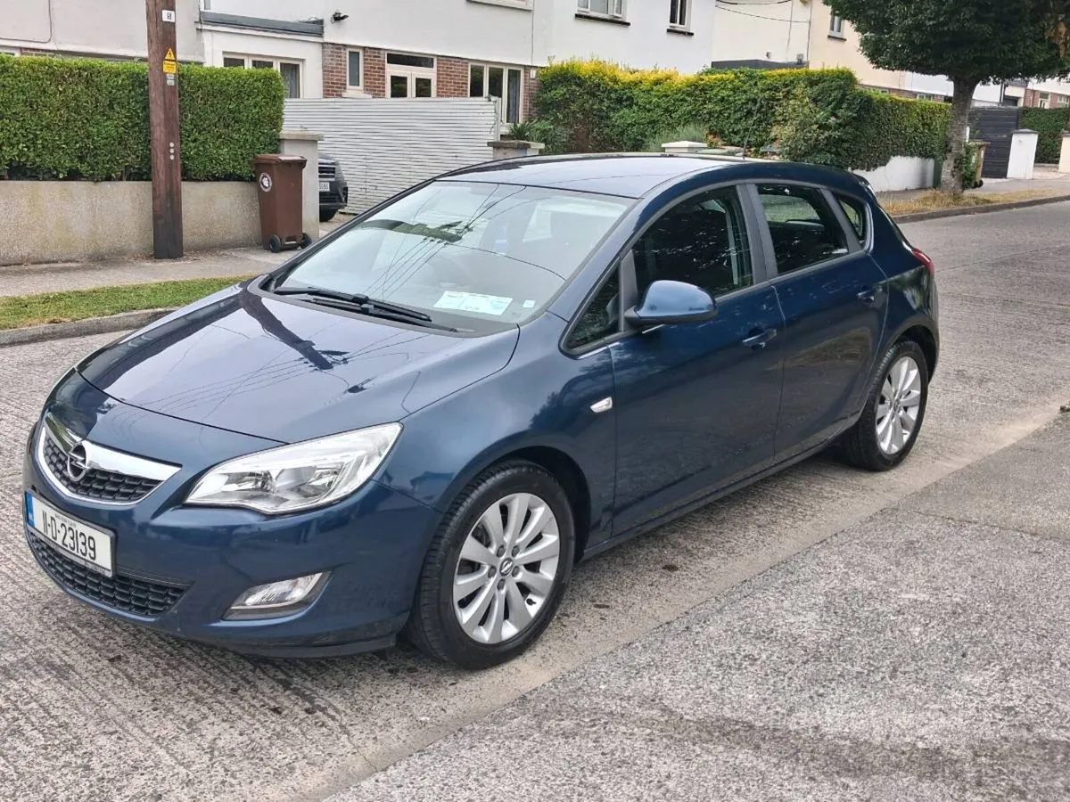 Opel astra for sale just passed nct today - Image 5