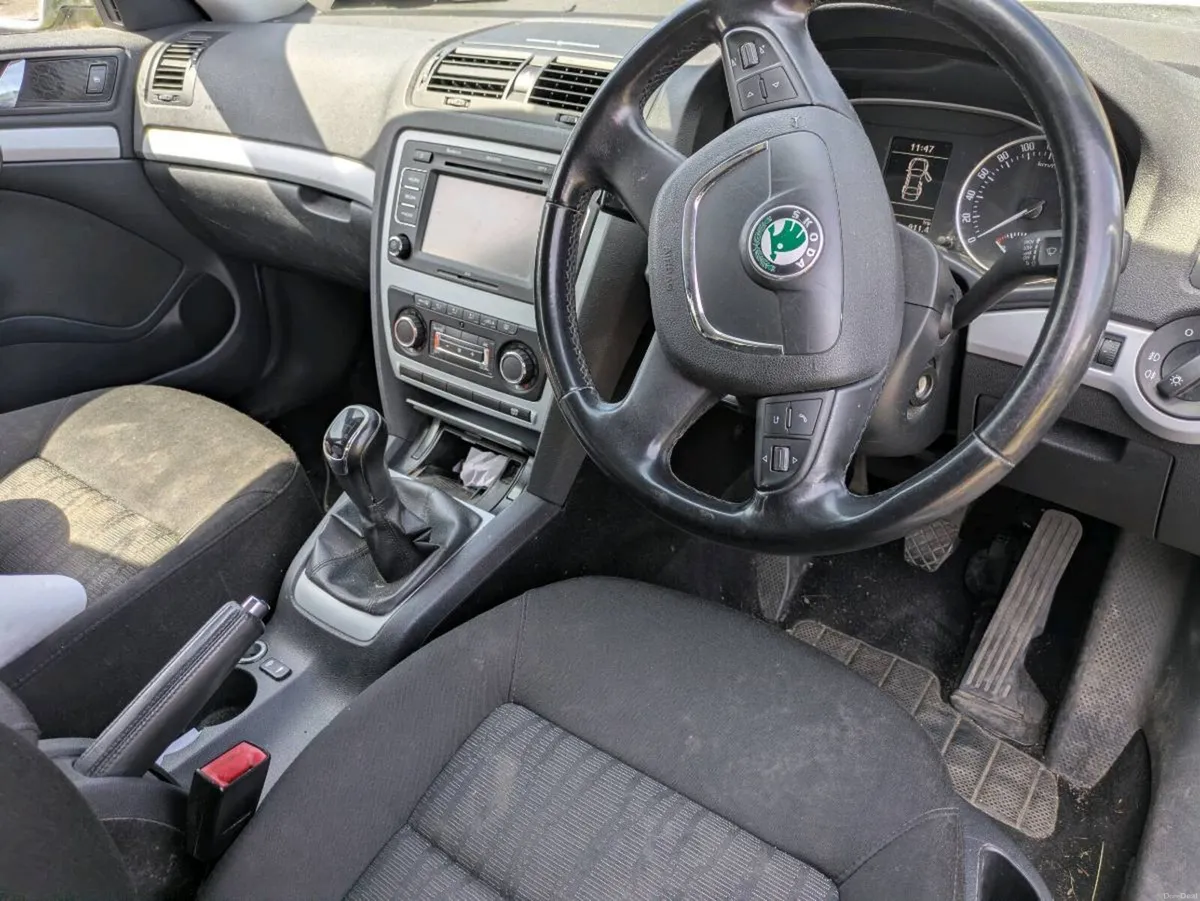 Skoda Octavia 1.2 petrol - Image 2