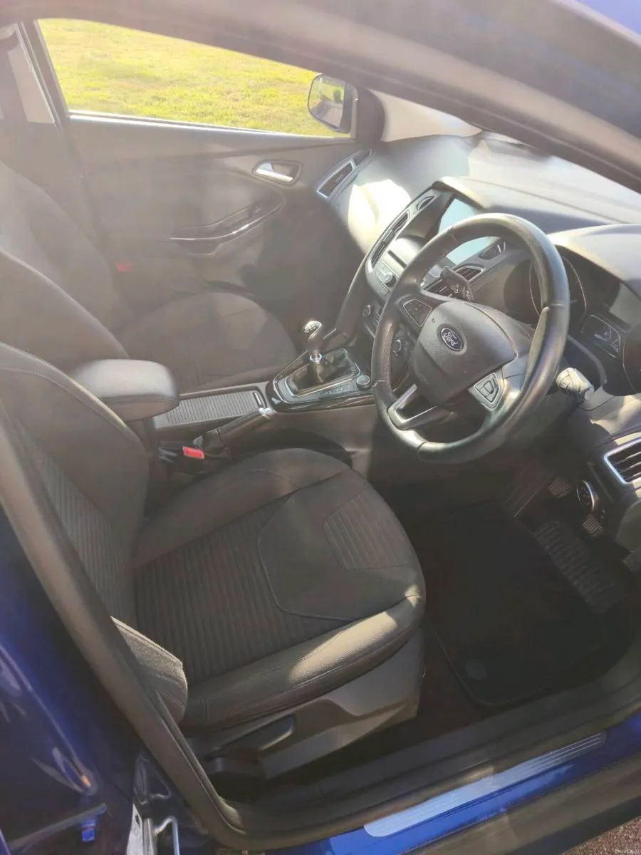 Ford Focus Titanium 1.5D *Self-Parking - Image 6
