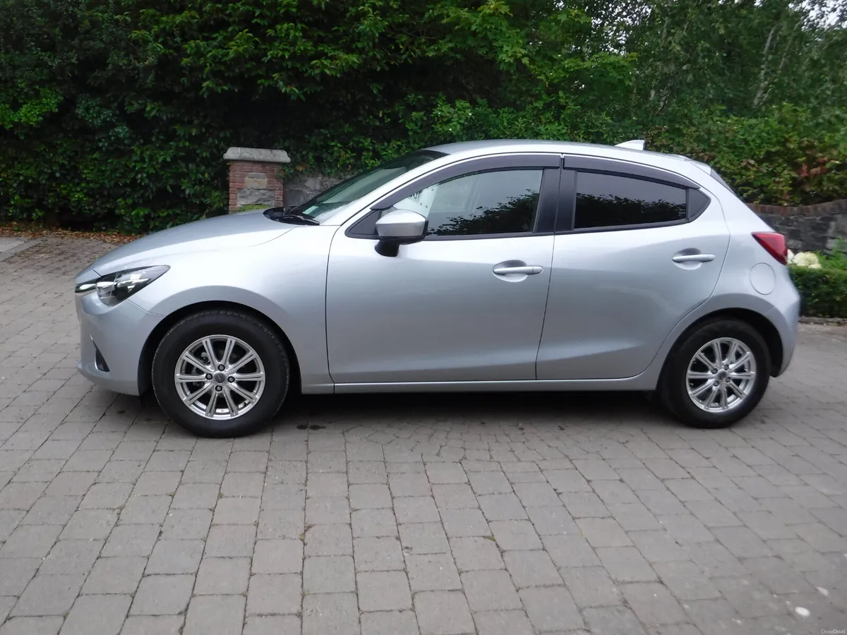 Mazda Demio 2017 1.3 AUTO NCT 7/28 ANDROID+CARPLAY - Image 5