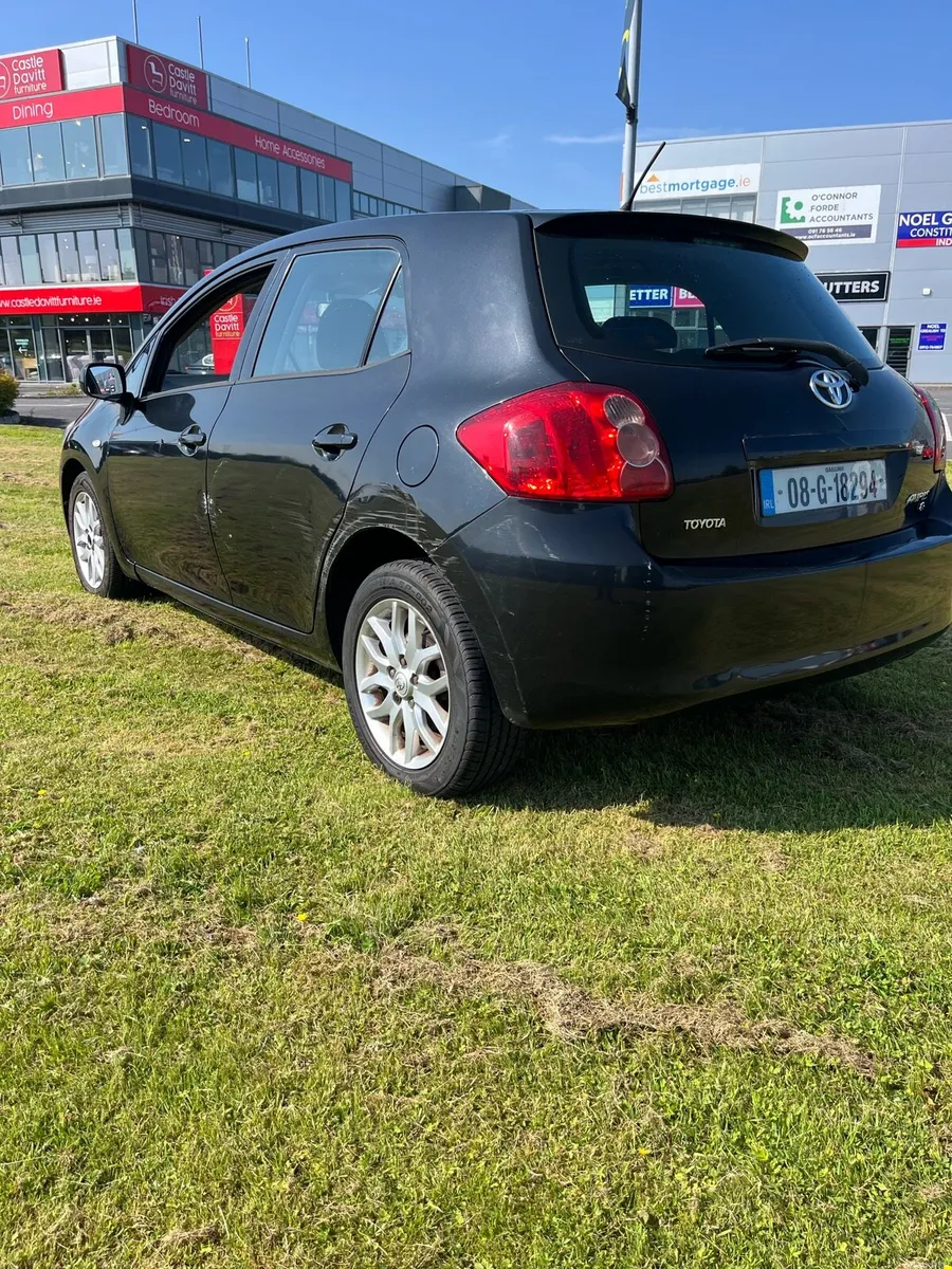 Toyota auris 1.4 diesel - Image 2