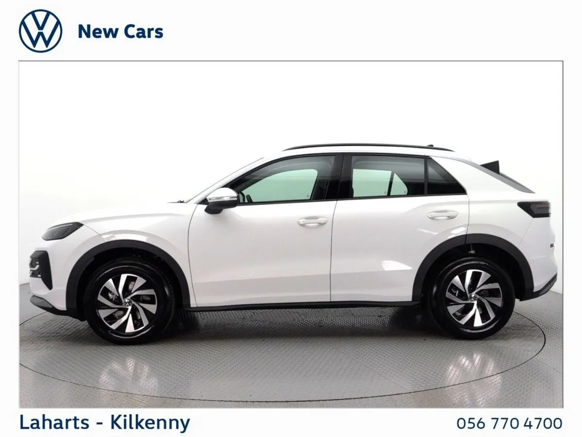 Volkswagen T-Roc LIFE 1.5TSI 116HP MHEV - Image 6
