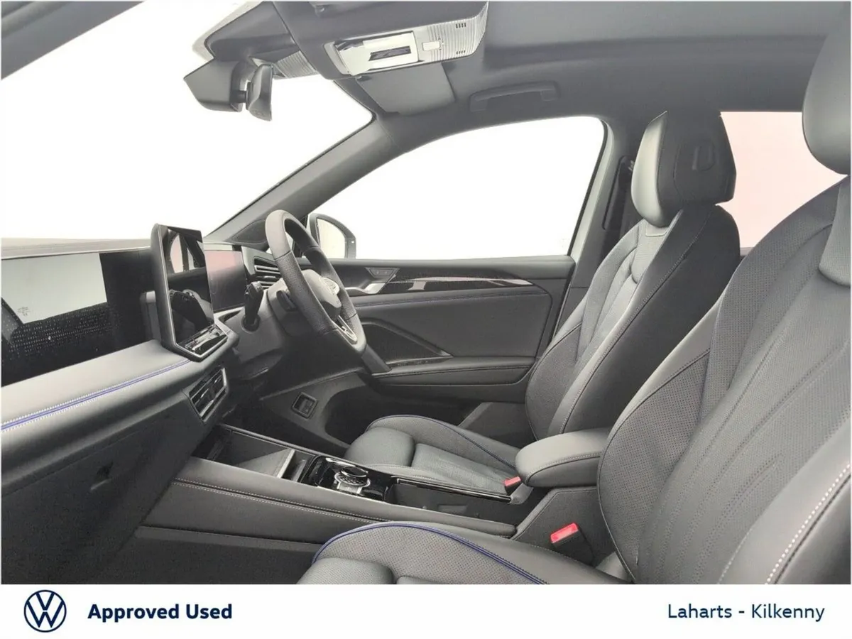 Volkswagen Tiguan R-LINE 75 1.5TSI 204HP DSG PHEV - Image 4