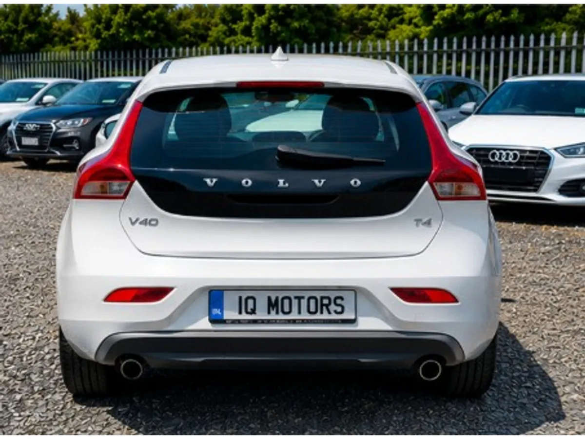 Volvo V40 1.6 Petrol T4 SE Automatic  (3687) - Image 2