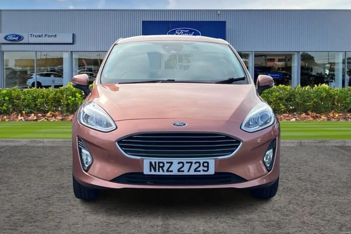 Ford Fiesta 1.1 Zetec B+O Play 5dr - Image 6