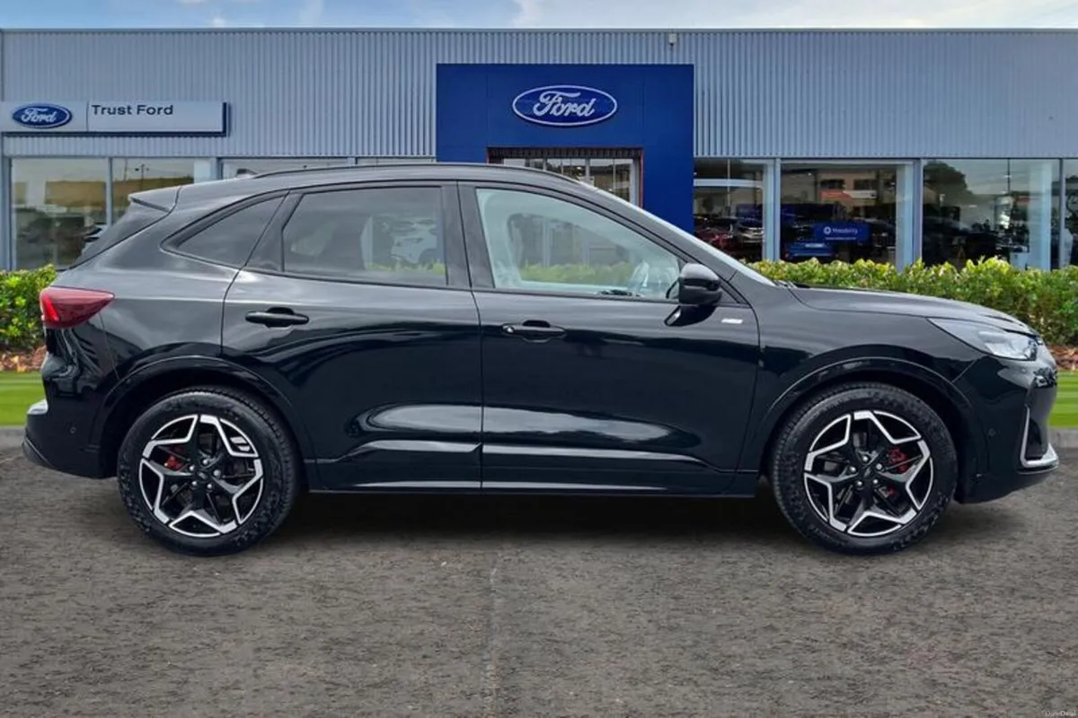 Ford Kuga ST-Line X - Image 3