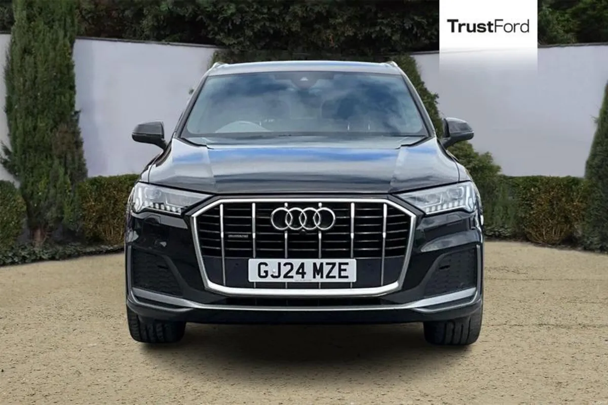 Audi Q7 S Line - Image 6